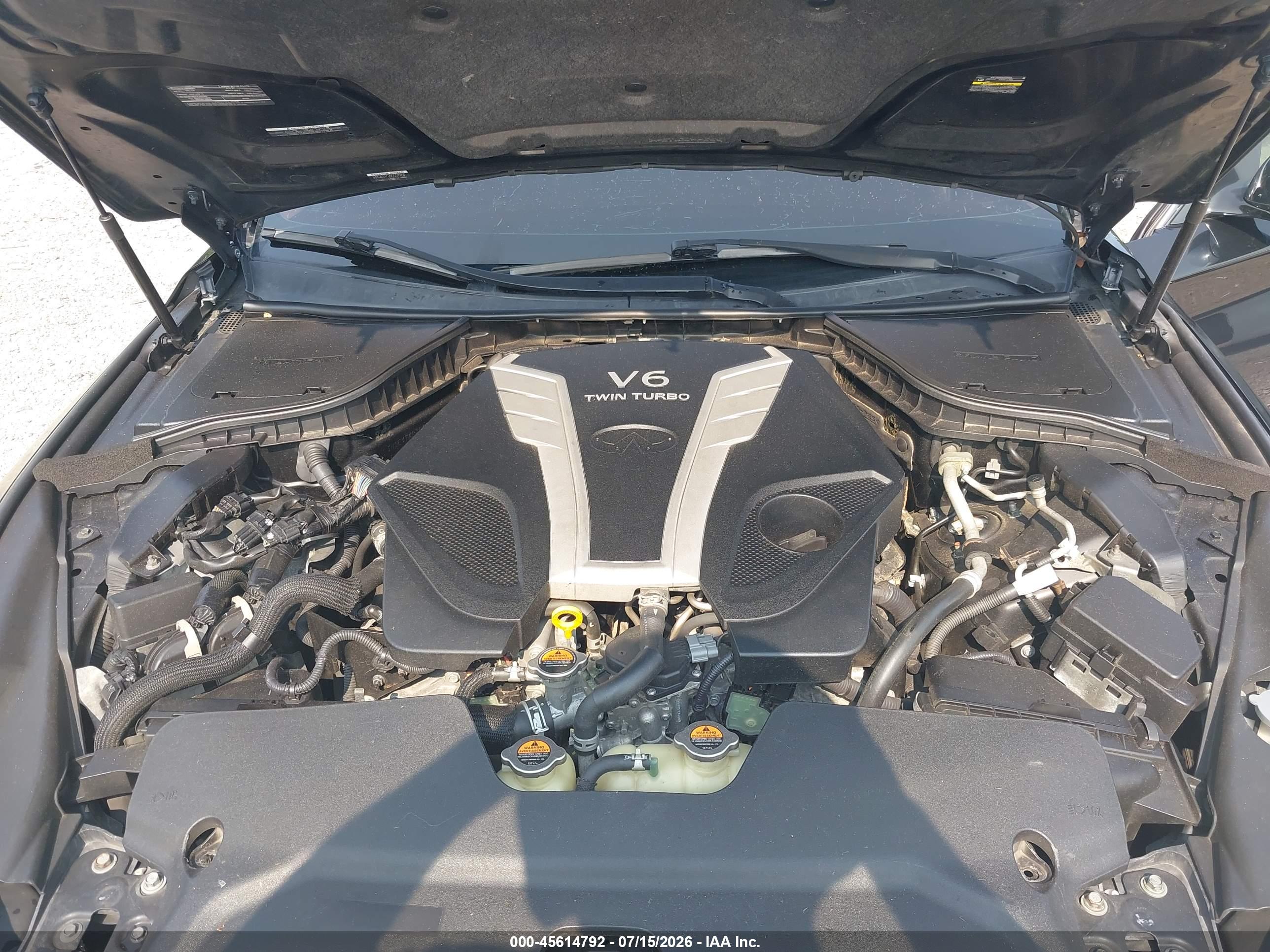 2016 INFINITI Q50