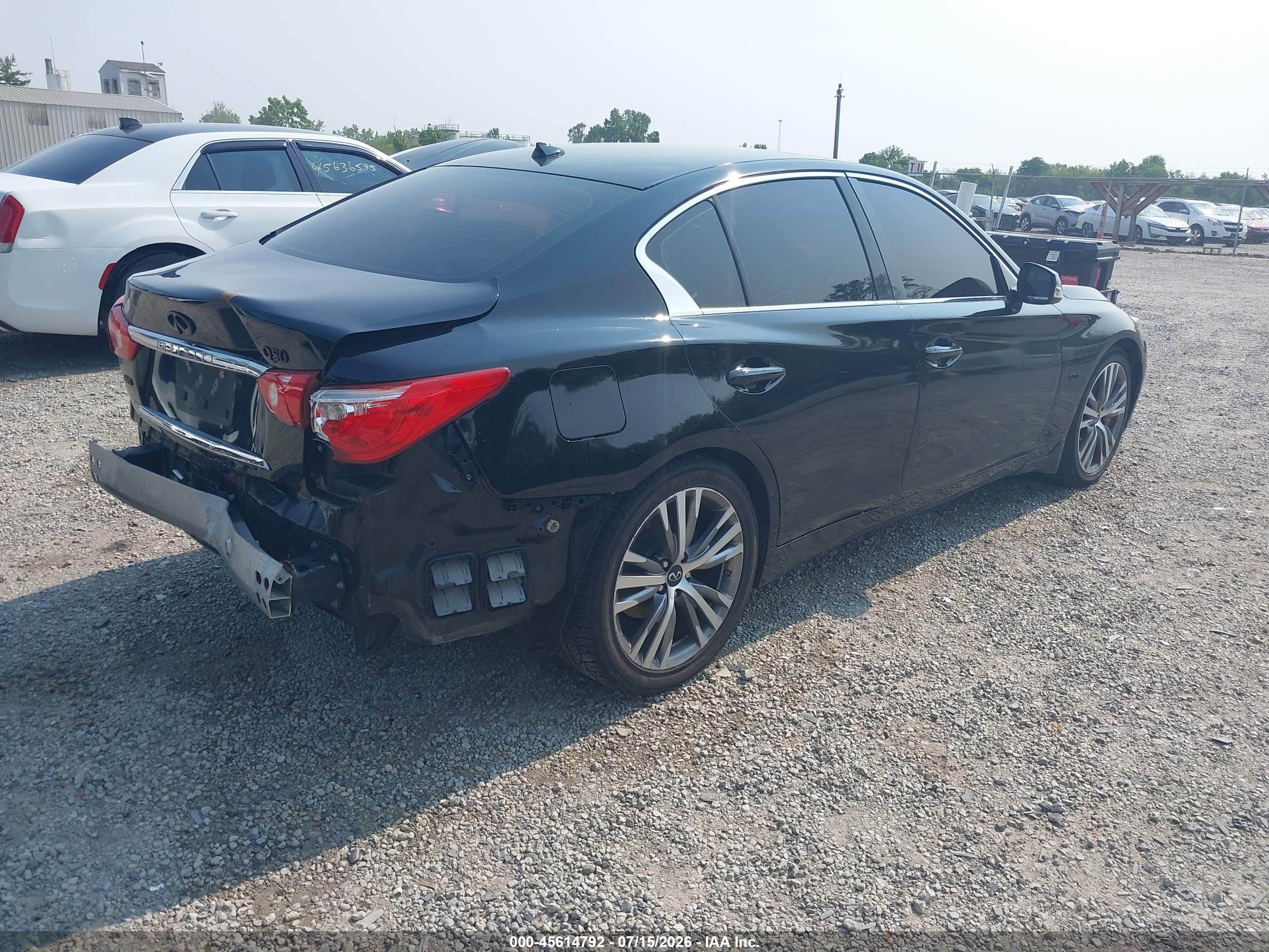 2016 INFINITI Q50