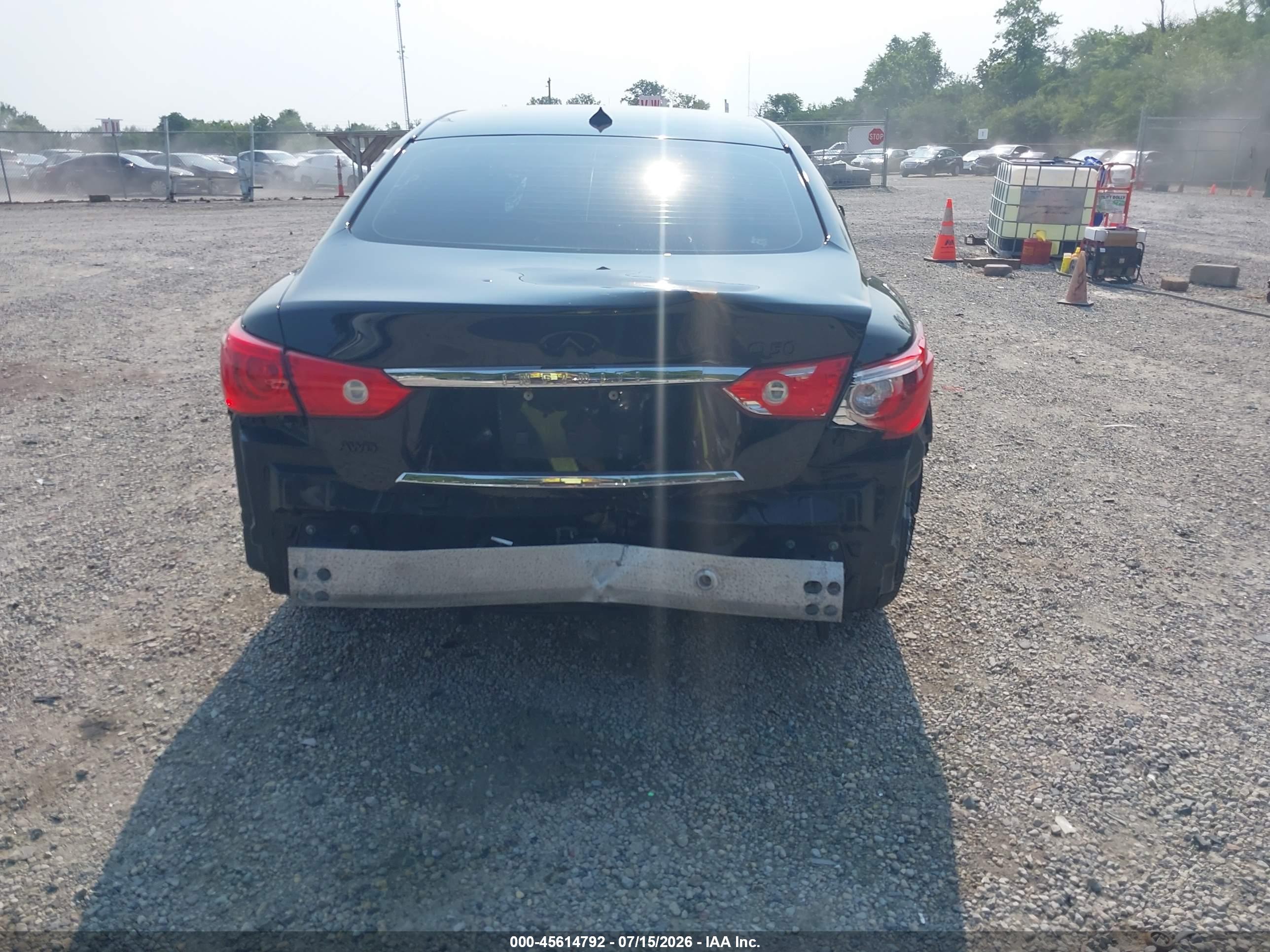 2016 INFINITI Q50