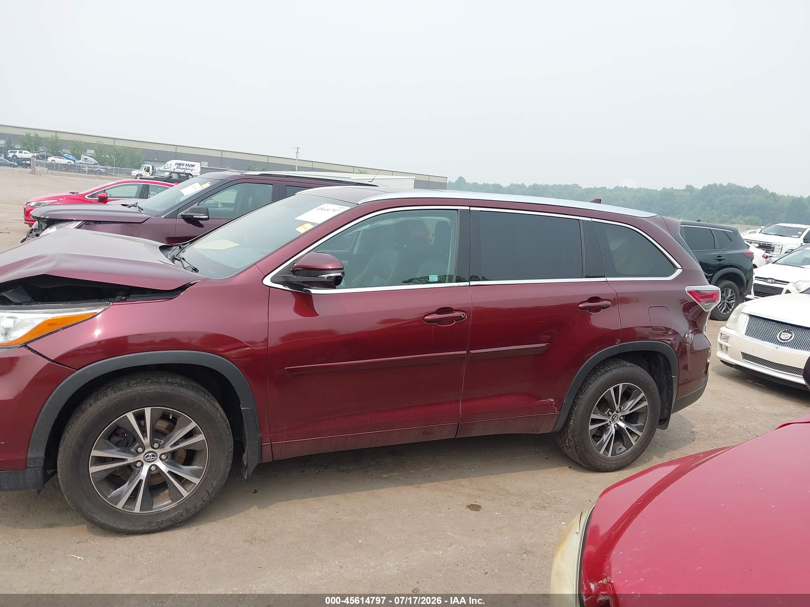 2016 TOYOTA HIGHLANDER XLE V6