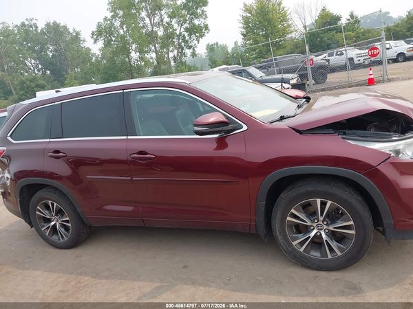 2016 TOYOTA HIGHLANDER XLE V6