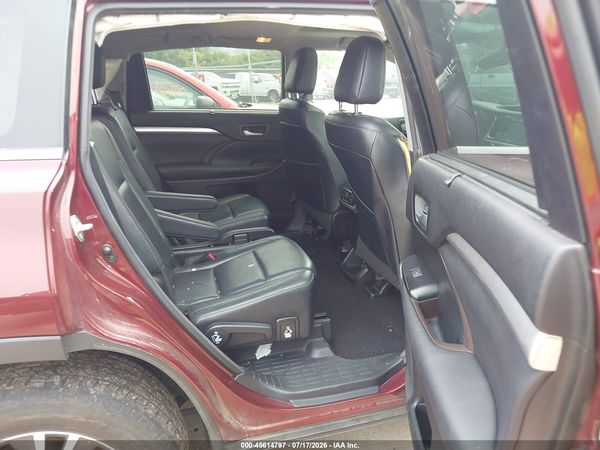 2016 TOYOTA HIGHLANDER XLE V6