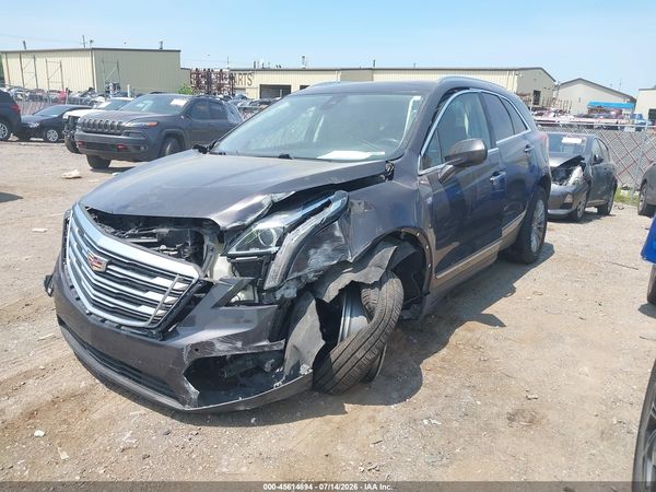 2017 CADILLAC XT5 LUXURY