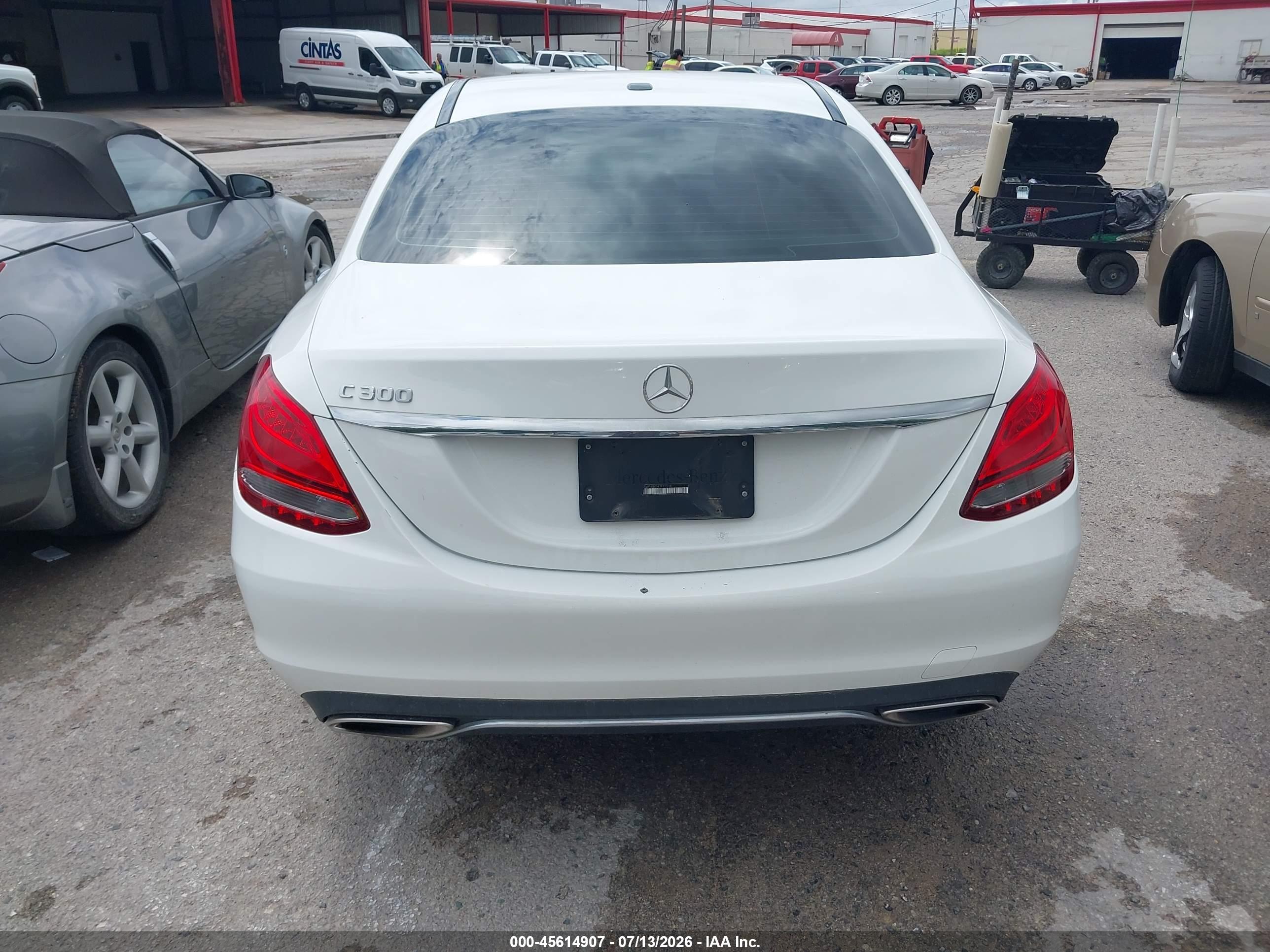 2017 MERCEDES-BENZ C 300 C300