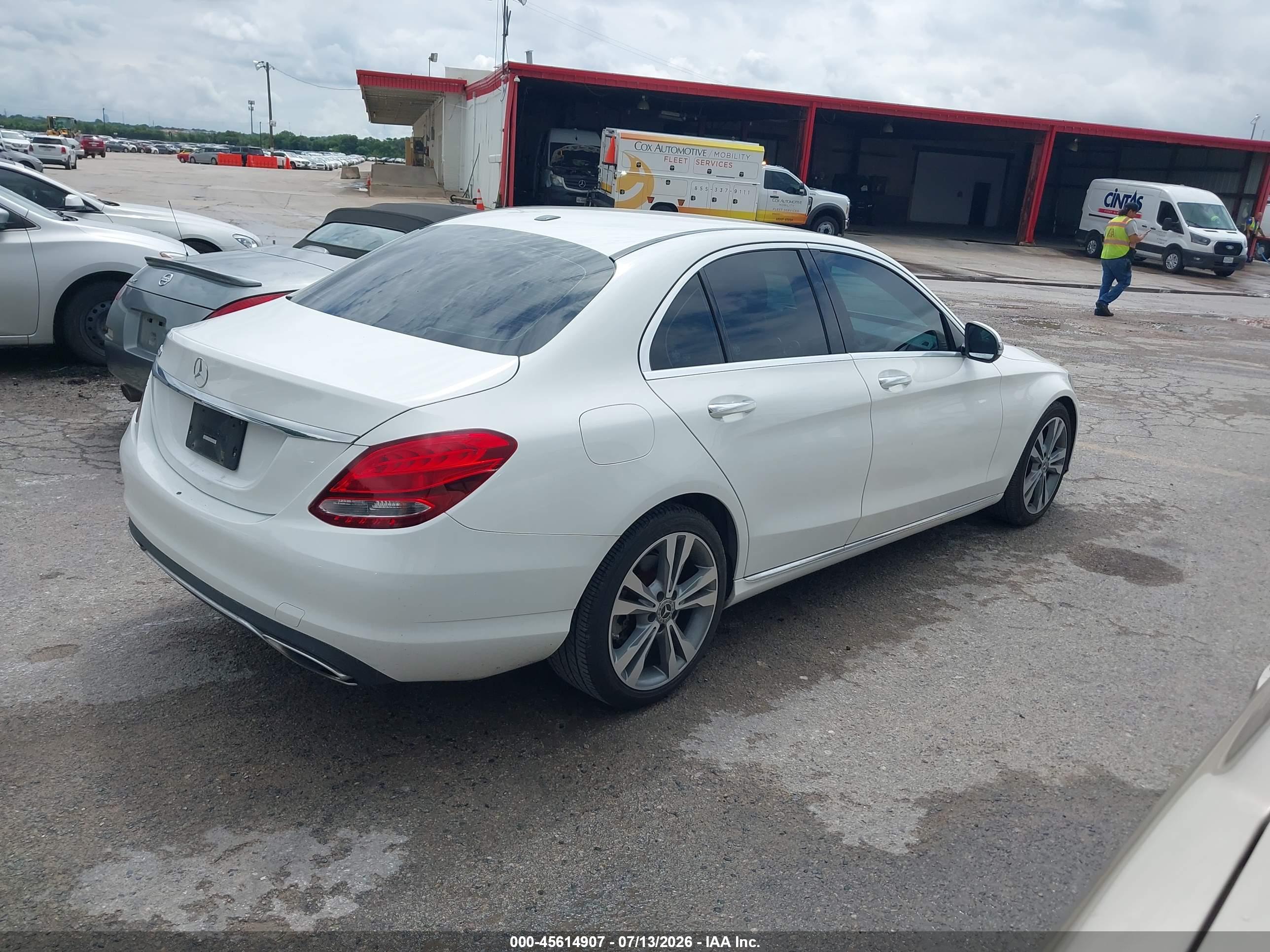 2017 MERCEDES-BENZ C 300 C300