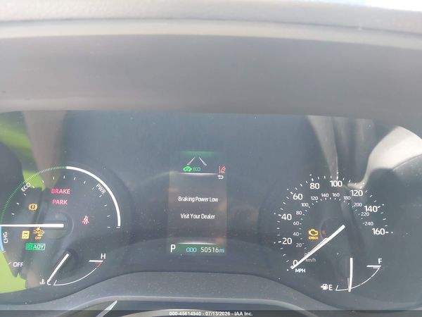 2024 TOYOTA SIENNA LE — I7