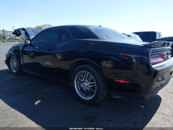 2018 DODGE CHALLENGER SXT