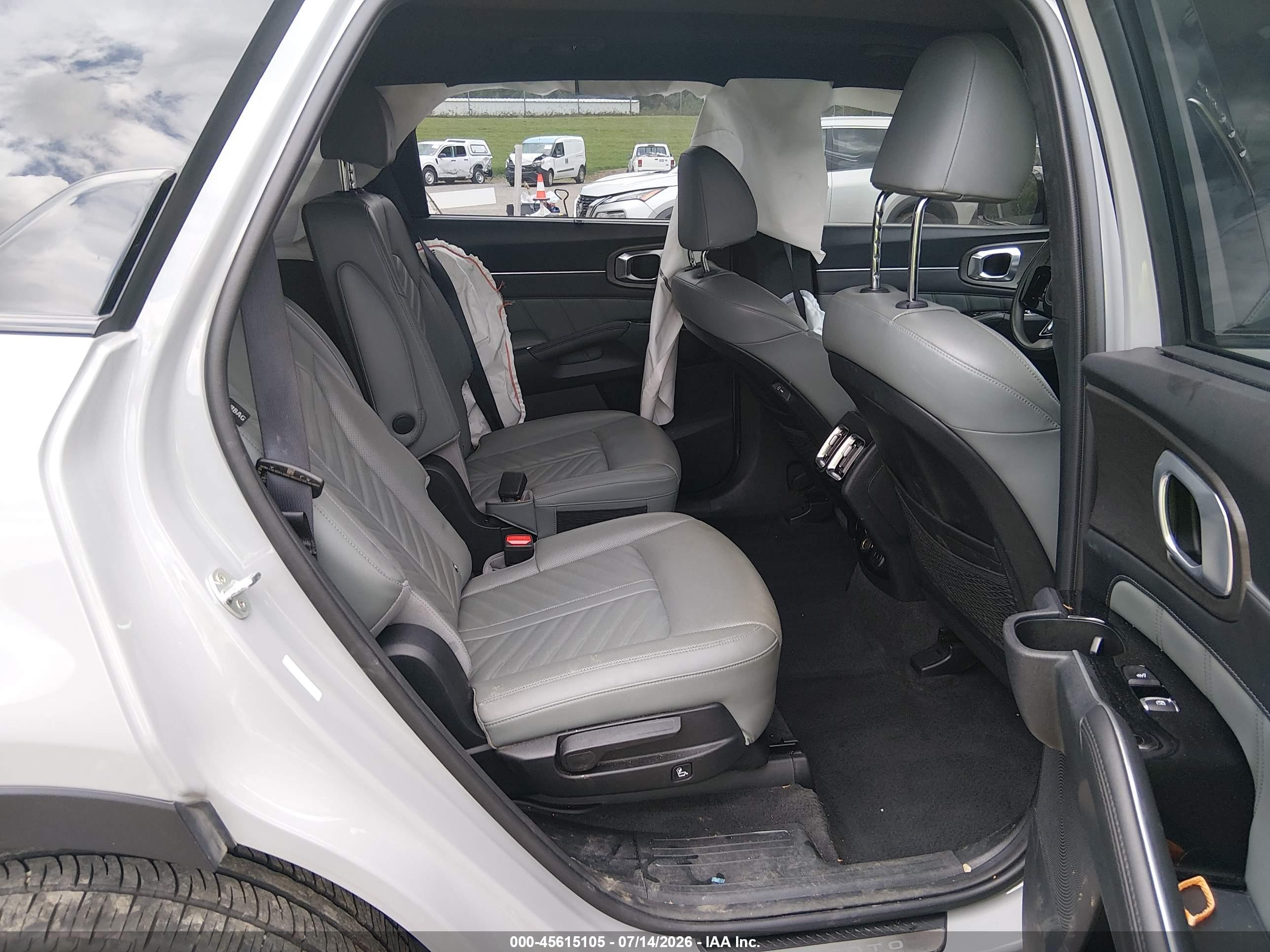 2024 KIA SORENTO