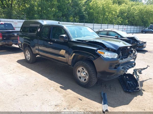 2018 TOYOTA TACOMA SR