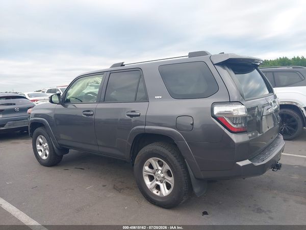 2022 TOYOTA 4RUNNER SR5