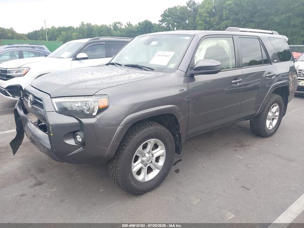 2022 TOYOTA 4RUNNER SR5