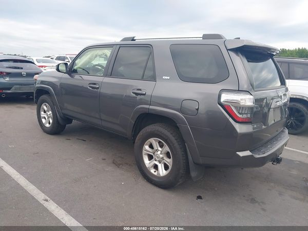 2022 TOYOTA 4RUNNER SR5