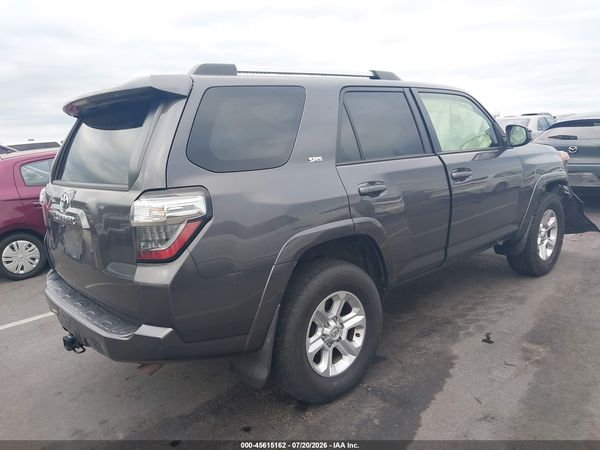 2022 TOYOTA 4RUNNER SR5