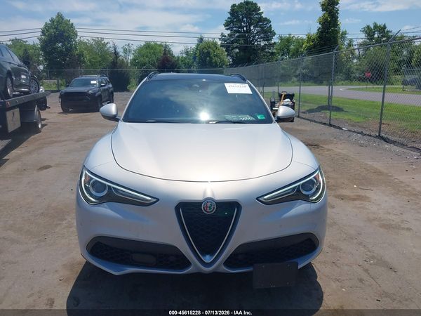 2022 ALFA ROMEO STELVIO TI AWD