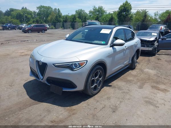 2022 ALFA ROMEO STELVIO TI AWD
