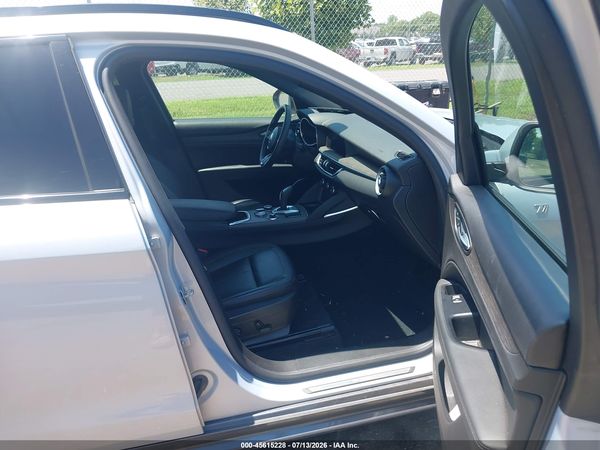 2022 ALFA ROMEO STELVIO TI AWD