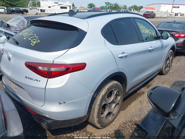 2022 ALFA ROMEO STELVIO TI AWD