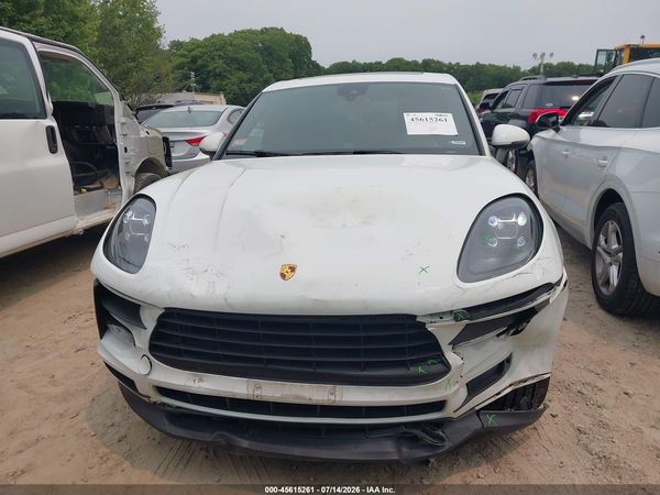 2020 PORSCHE MACAN