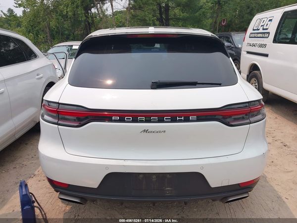 2020 PORSCHE MACAN