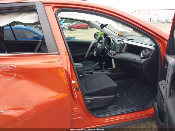 2016 TOYOTA RAV4 LE