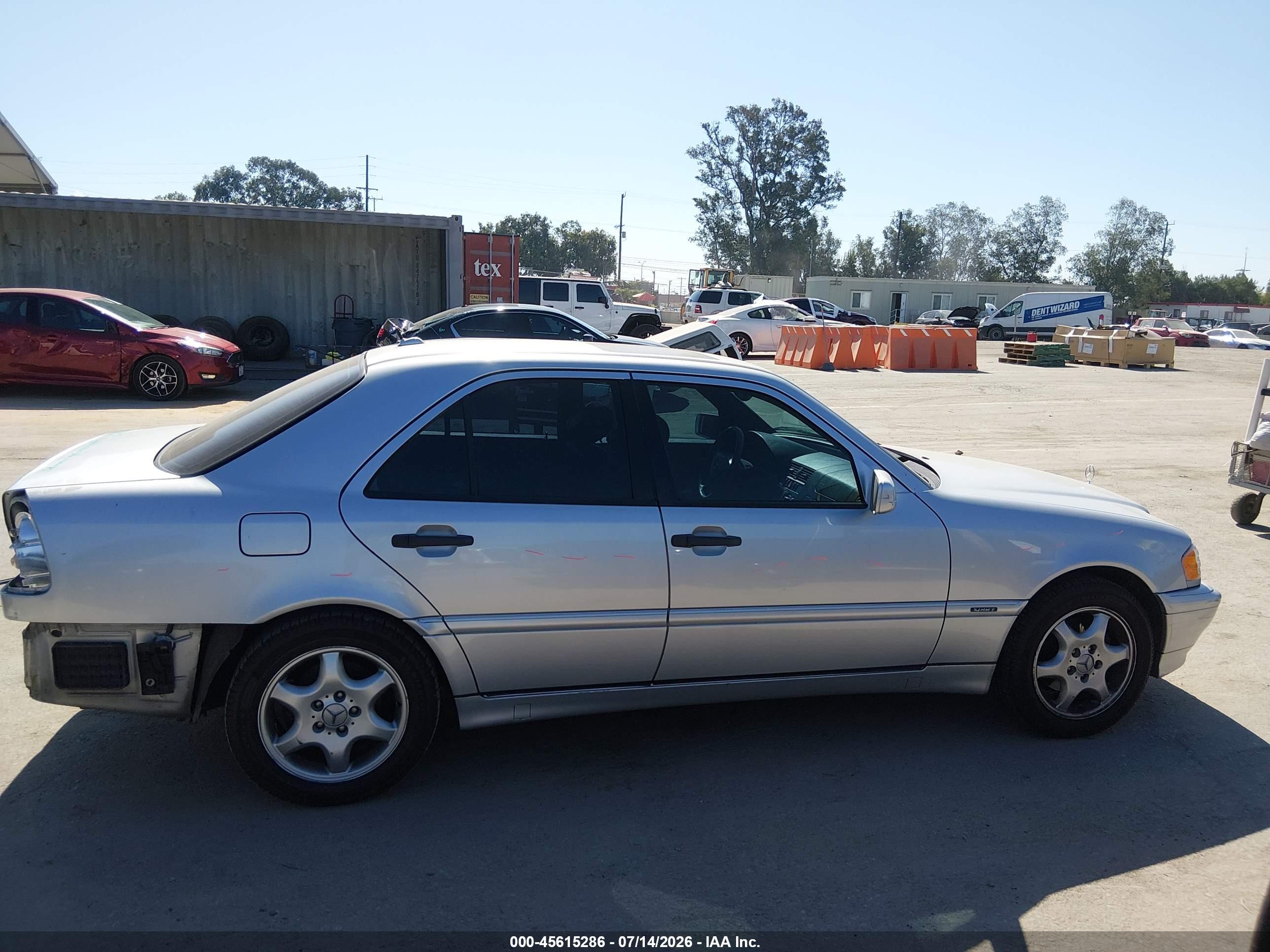 2000 MERCEDES-BENZ C 230 C230
