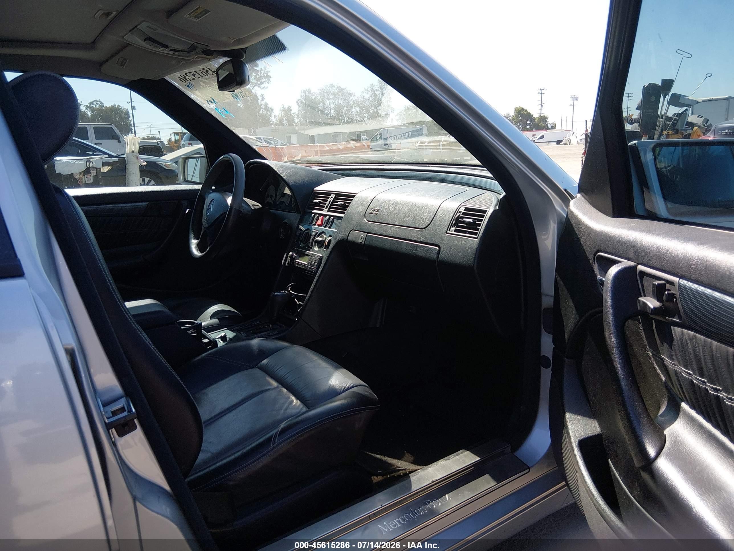 2000 MERCEDES-BENZ C 230 C230