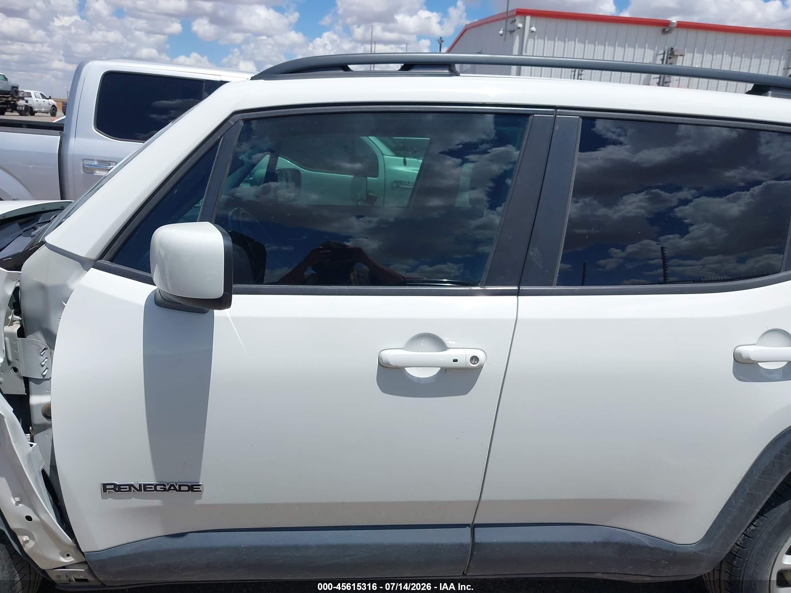 2017 JEEP RENEGADE LATITUDE