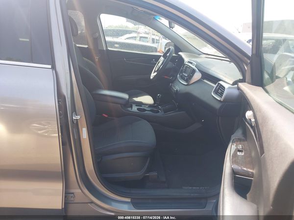 2017 KIA SORENTO 2.4L LX