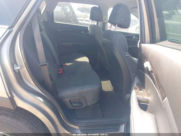 2017 KIA SORENTO 2.4L LX