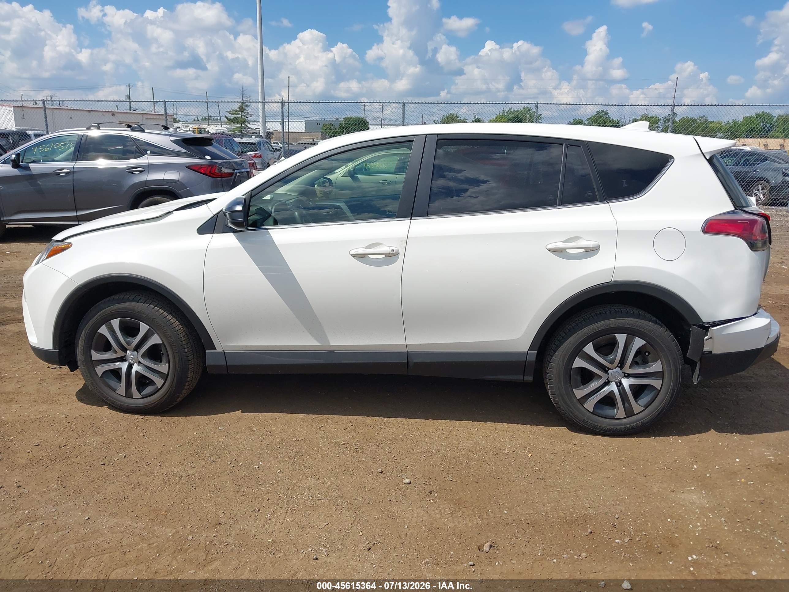 2017 TOYOTA RAV4 LE