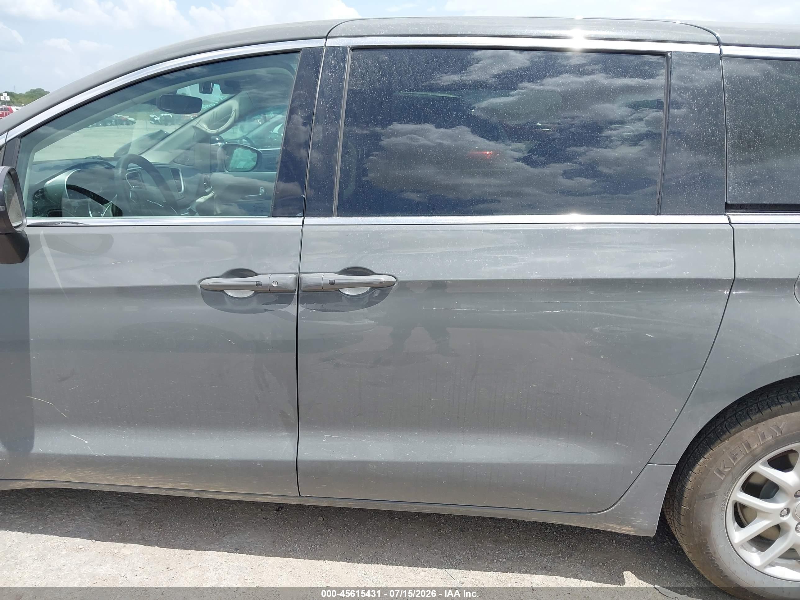 2023 CHRYSLER PACIFICA TOURING L