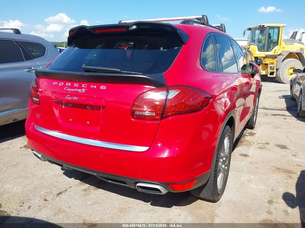 2013 PORSCHE CAYENNE