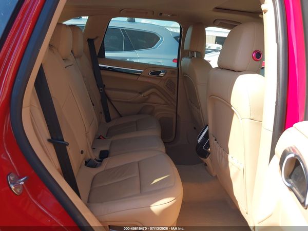 2013 PORSCHE CAYENNE