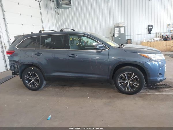 2019 TOYOTA HIGHLANDER LE PLUS