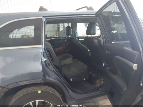 2019 TOYOTA HIGHLANDER LE PLUS