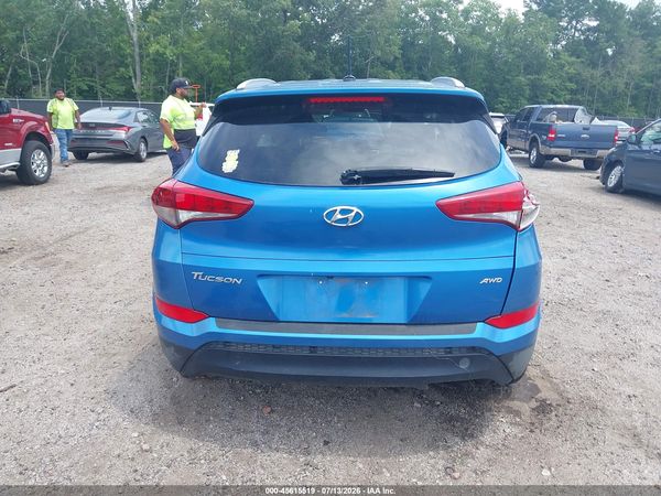 2017 HYUNDAI TUCSON SE