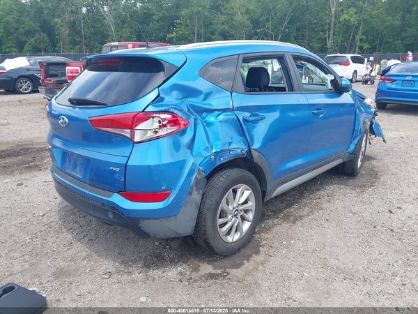 2017 HYUNDAI TUCSON SE