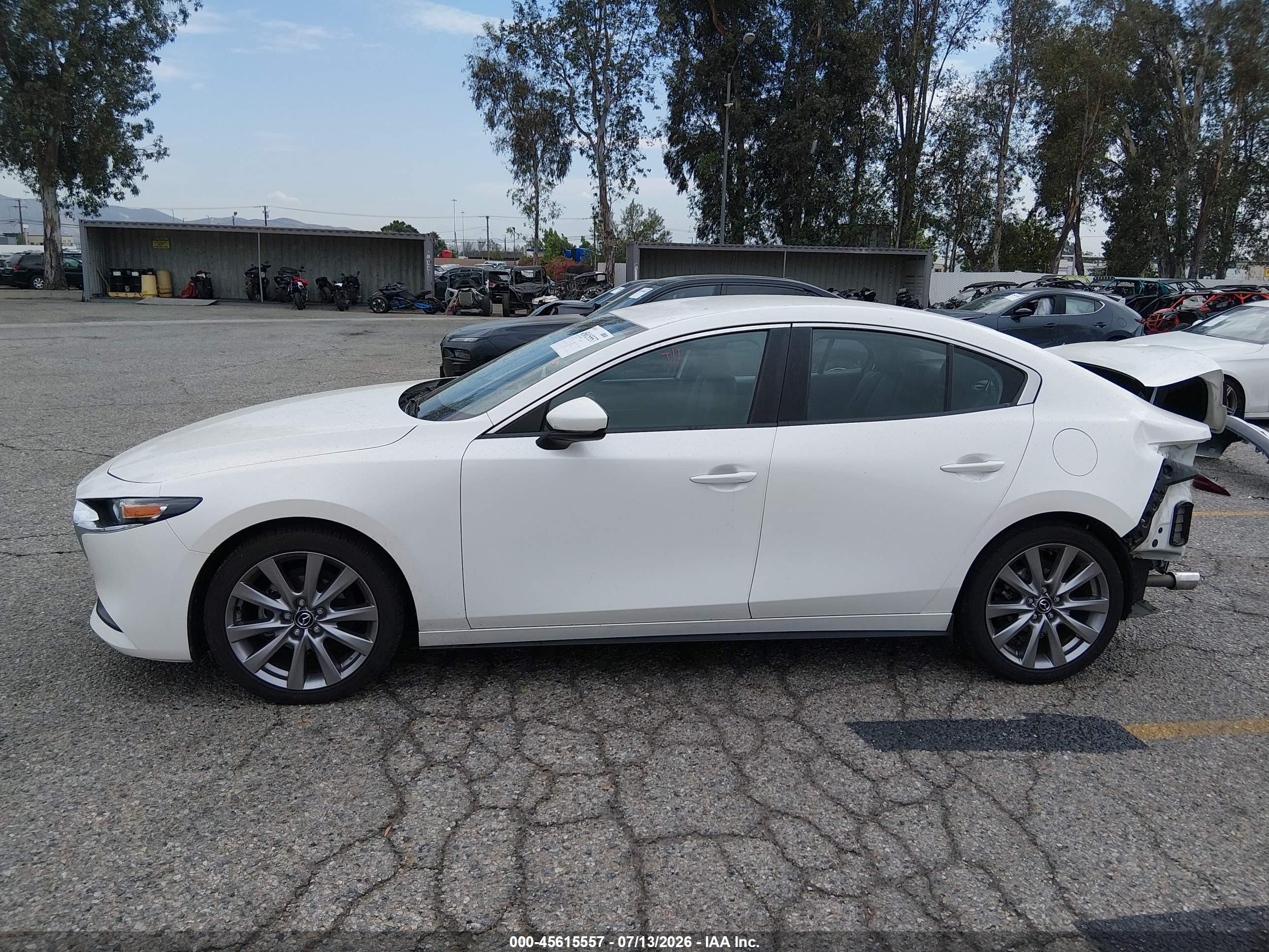 2021 MAZDA MAZDA3 SELECT
