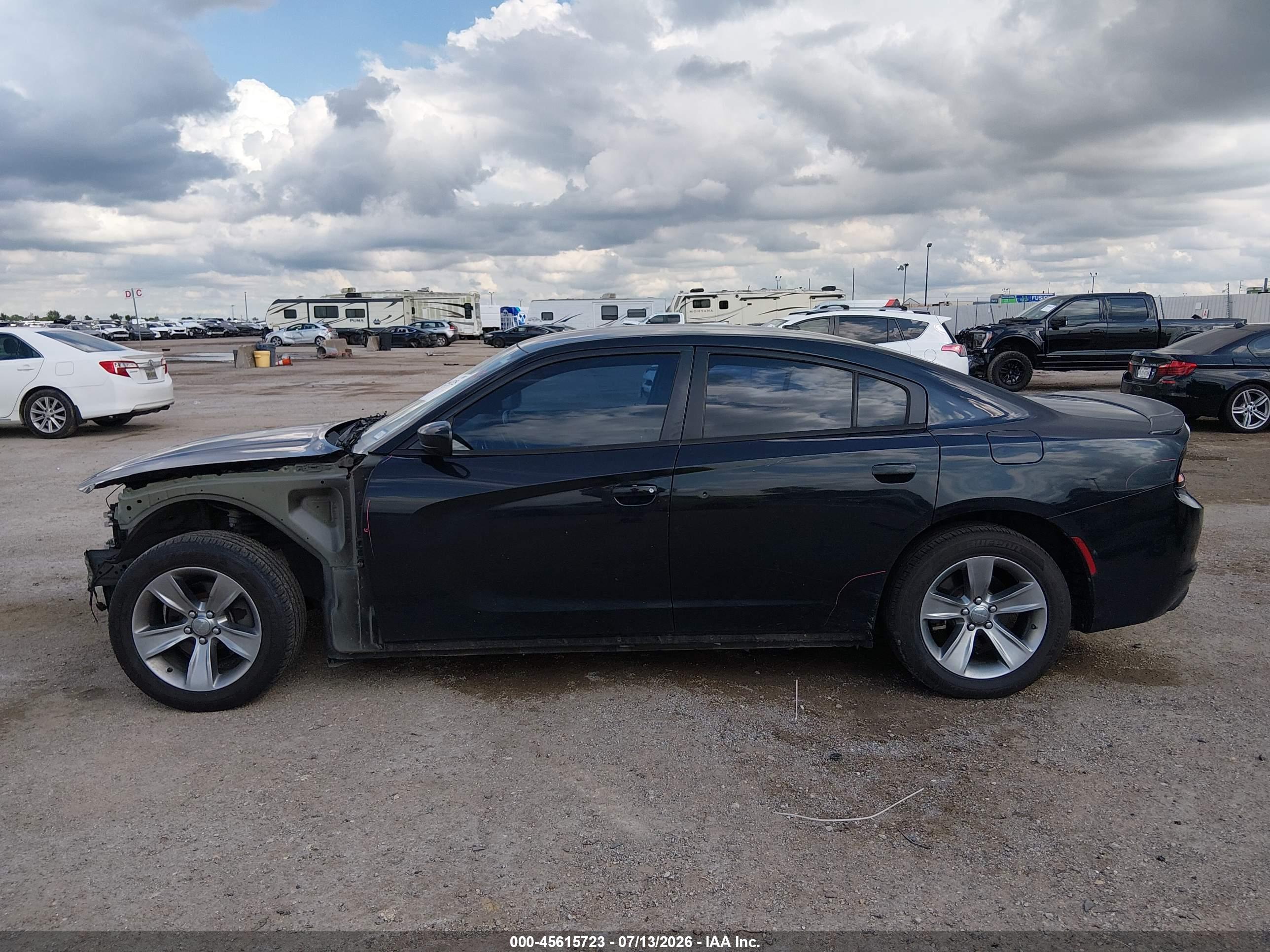 2015 DODGE CHARGER SE