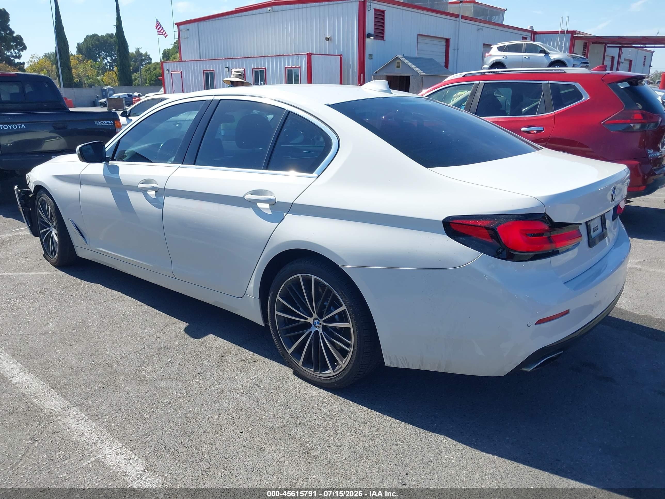 2021 BMW 530I