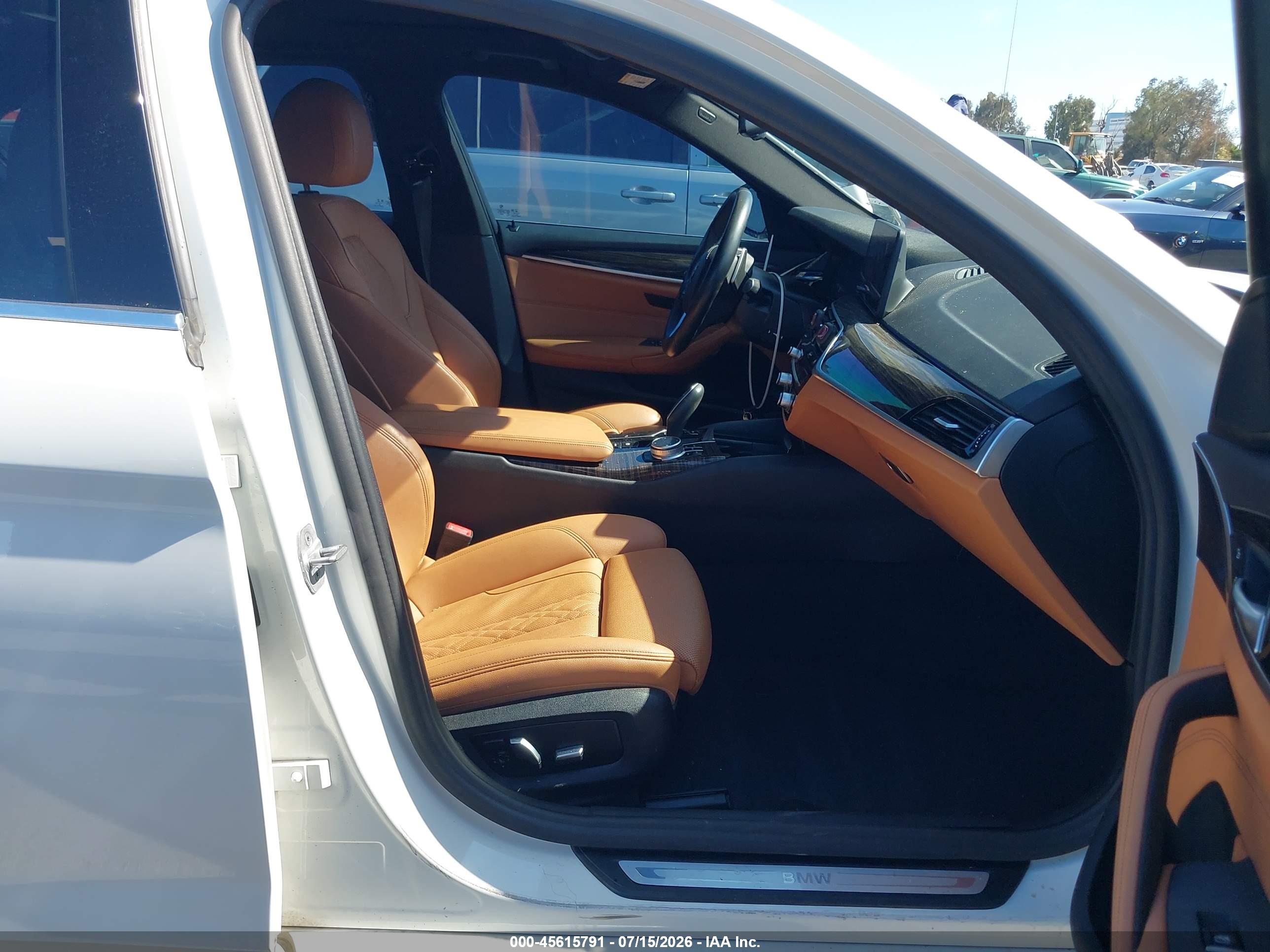 2021 BMW 530I