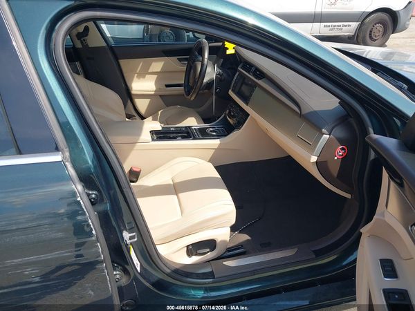 2016 JAGUAR XF 35T PREMIUM