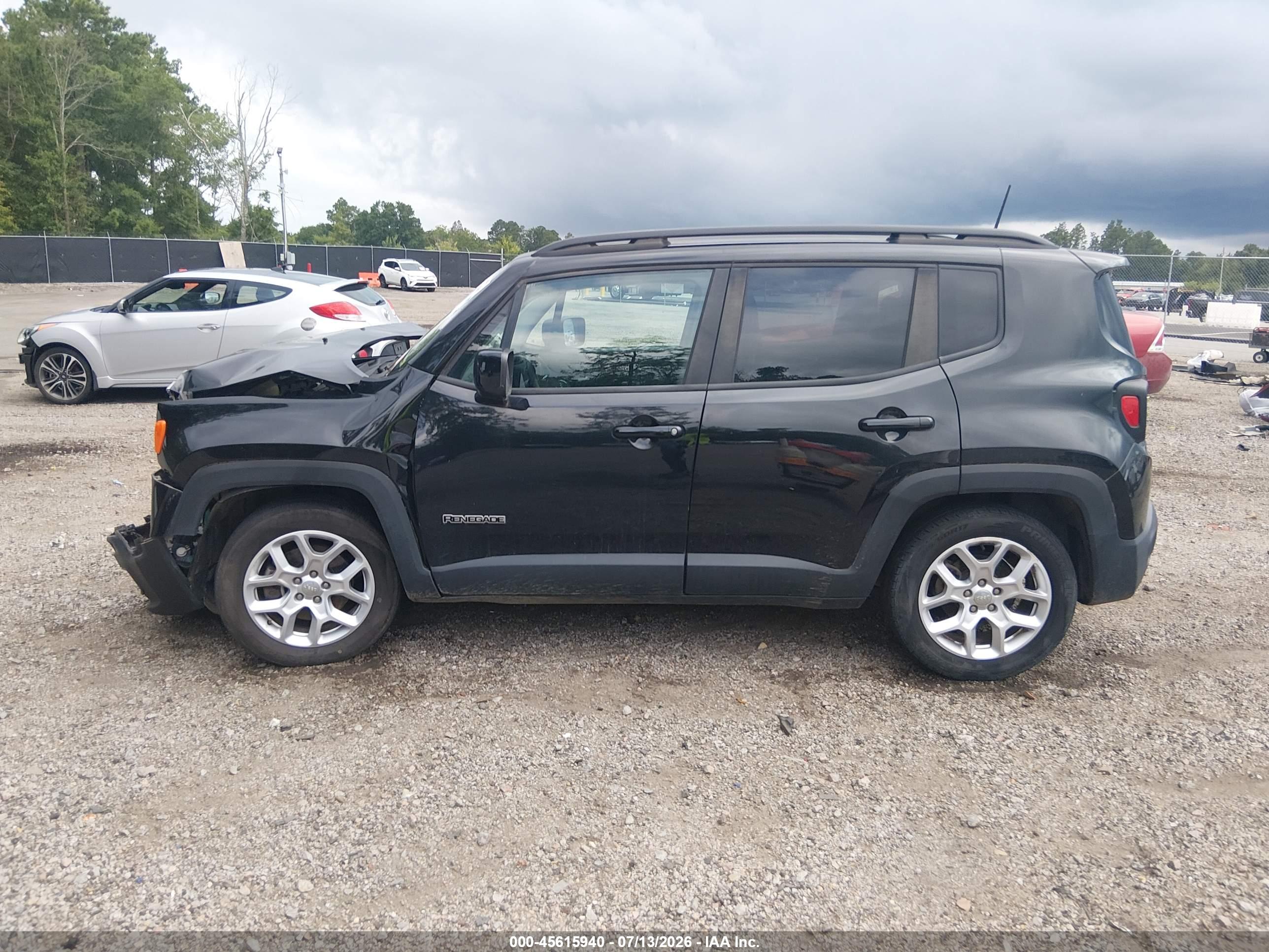 2018 JEEP RENEGADE LATITUDE FWD