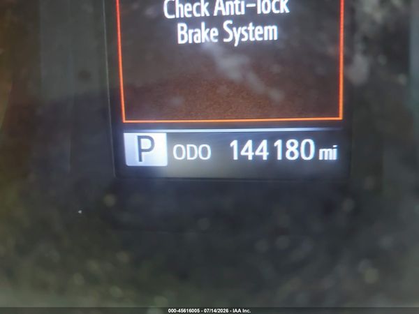 2018 TOYOTA TACOMA SR V6