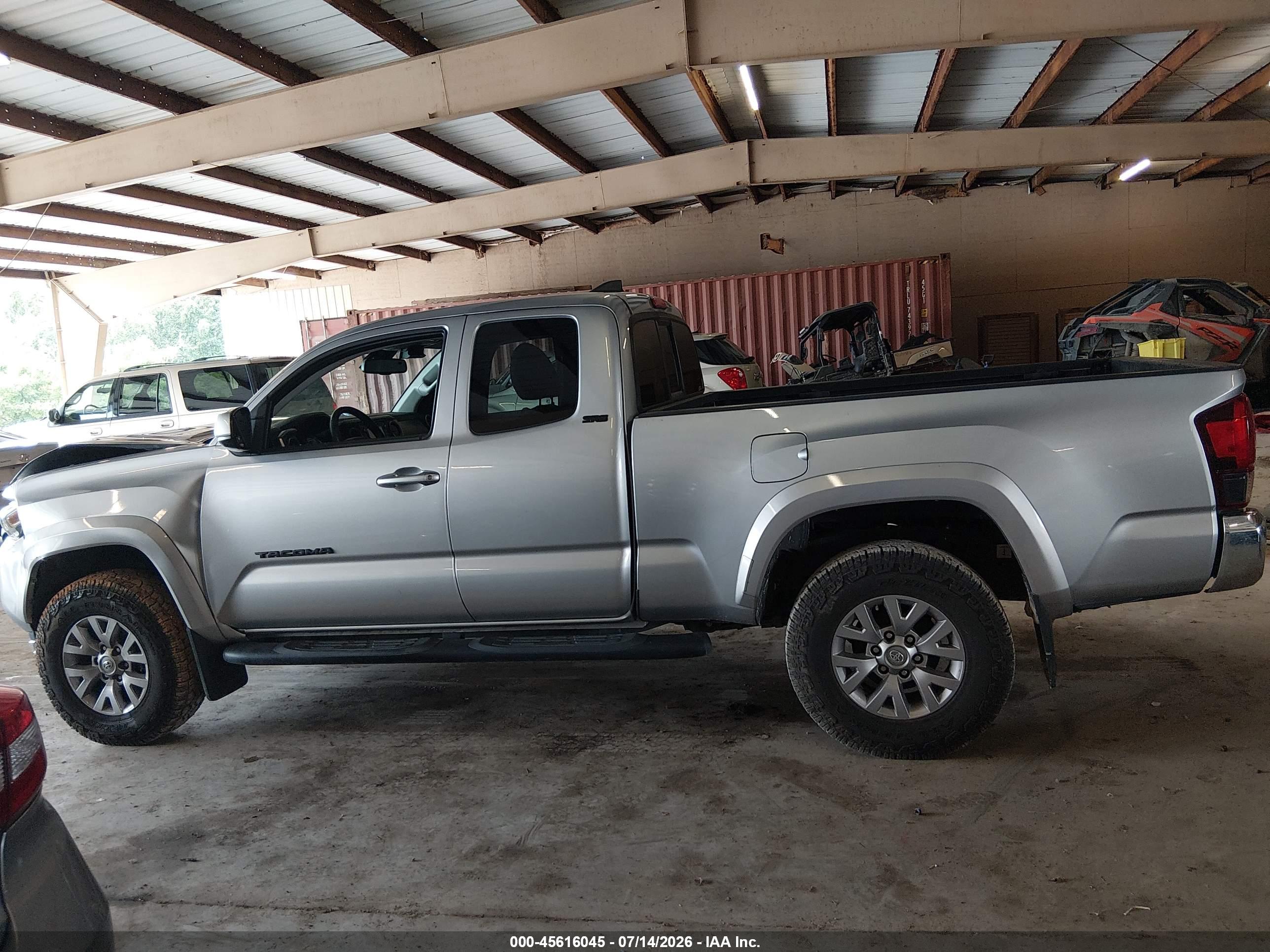 2019 TOYOTA TACOMA SR5 V6