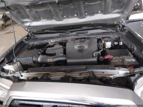 2019 TOYOTA TACOMA SR5 V6