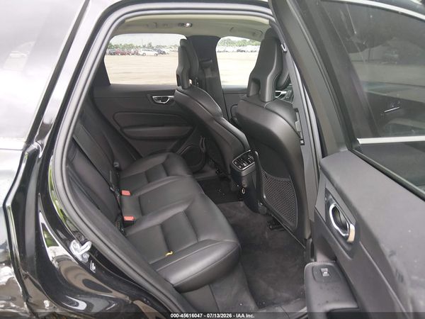 2018 VOLVO XC60 T5 INSCRIPTION