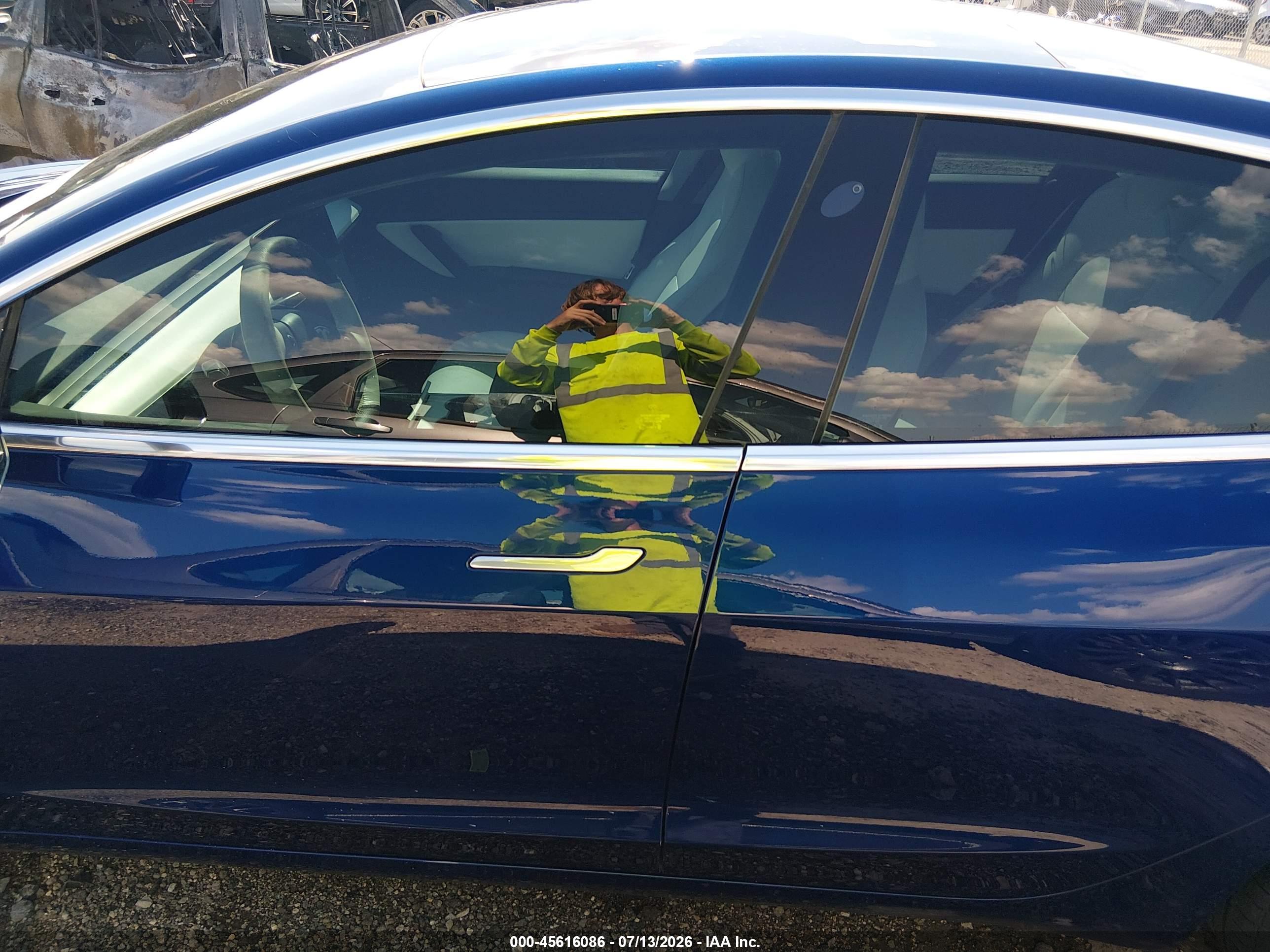 2020 TESLA MODEL 3