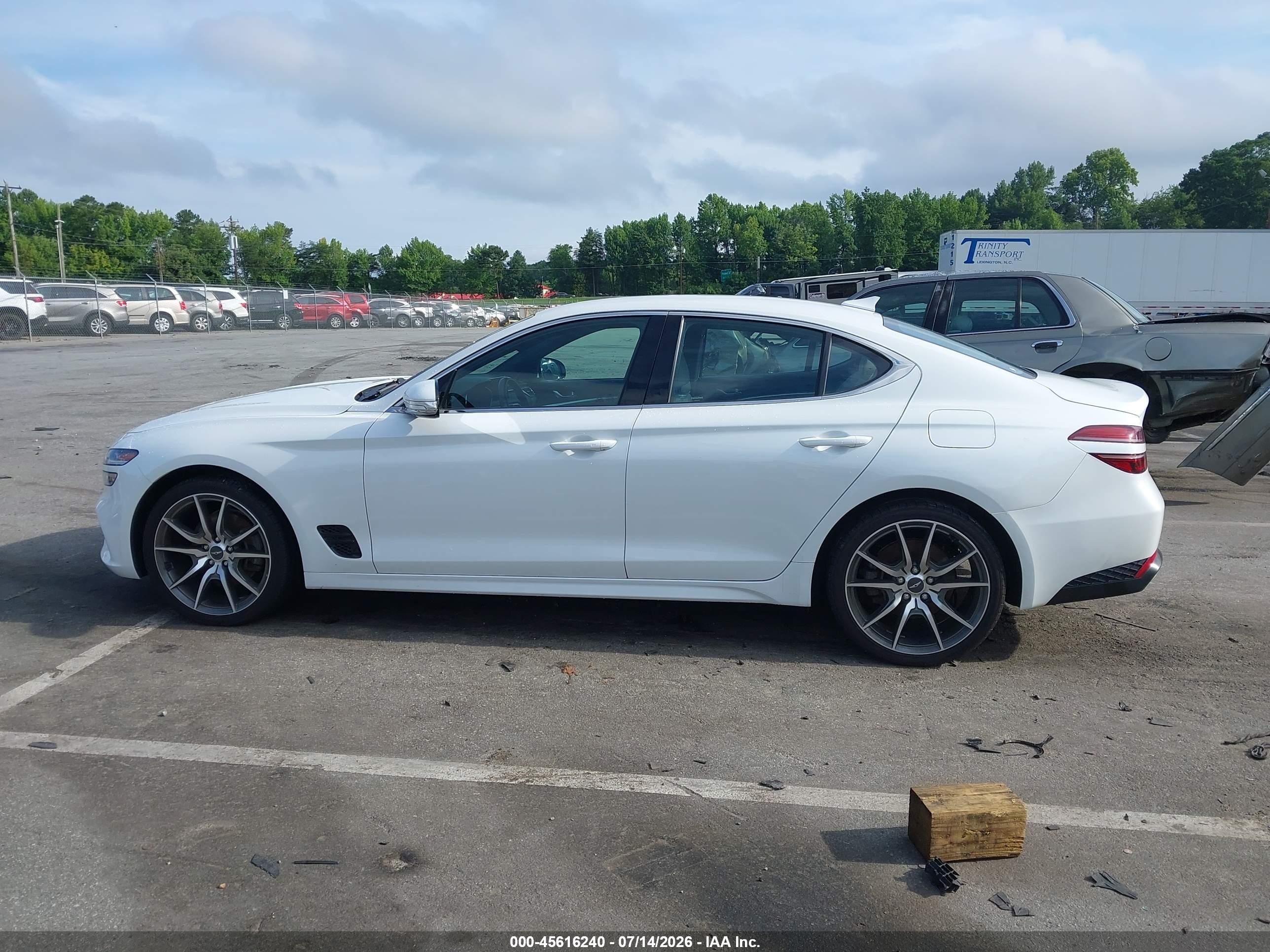 2023 GENESIS G70 2.0T AWD
