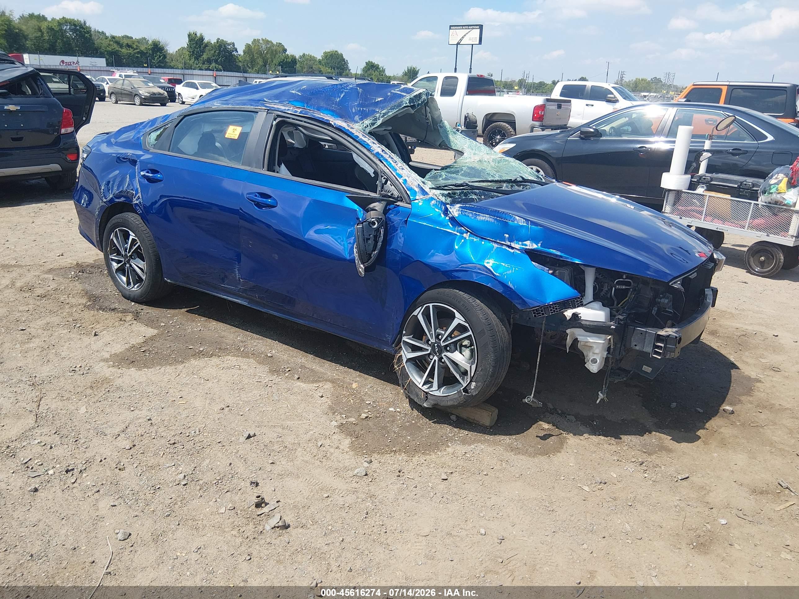 2023 KIA FORTE LXS